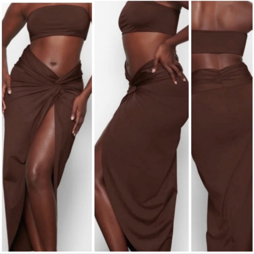 Nwt SKIMS Signature Swim Sarong Skirt Cocoa